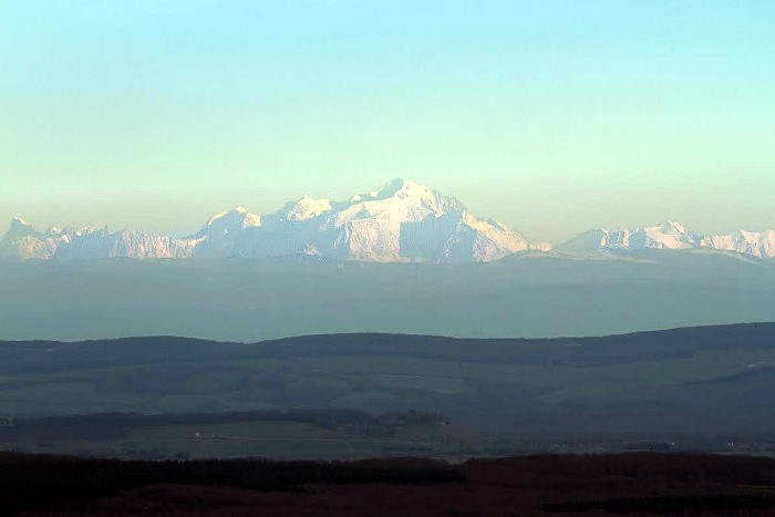 MONT 12 02 141