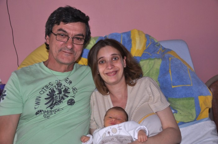 BEBE MATHEO 260411