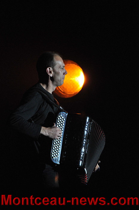 SOIREE CHAPITEAU 15101116