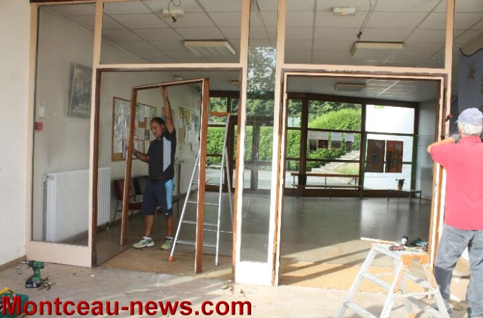 travaux ecole mont 15081210
