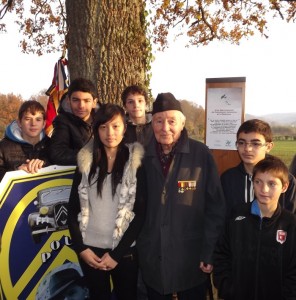 « Une Traction pour Jean Moulin » (Montceau-les-Mines)