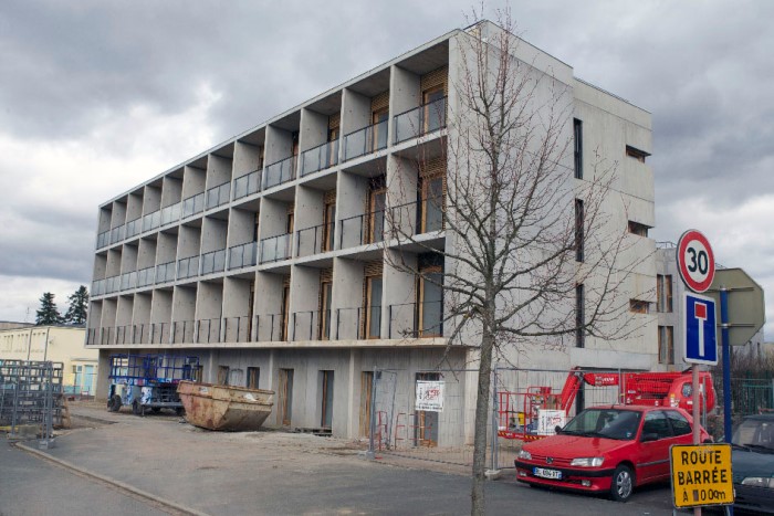 internat parriat 1903136