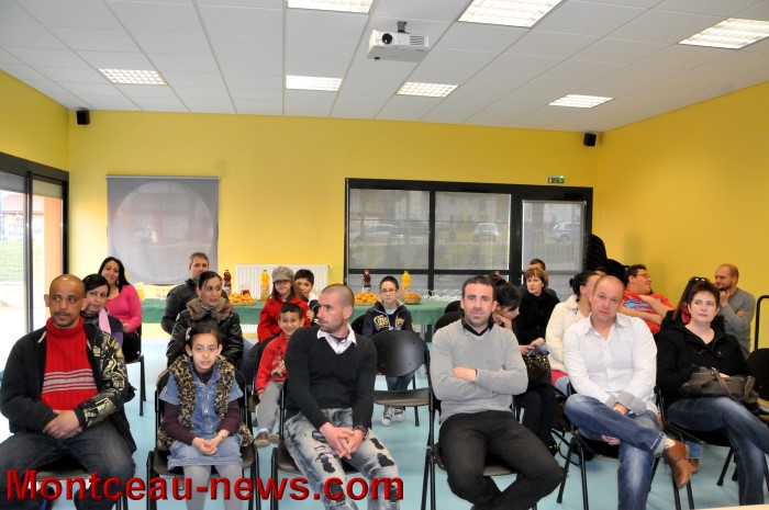 espace jeunes 0203133