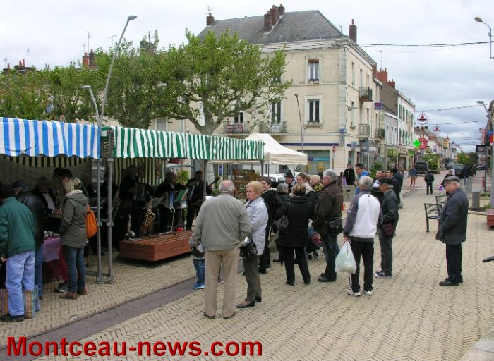 fete mere montceau 26051310