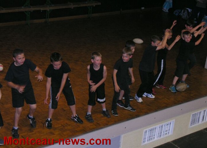 ecole louis aragon 29061313