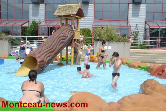 piscine ete mont 24071315