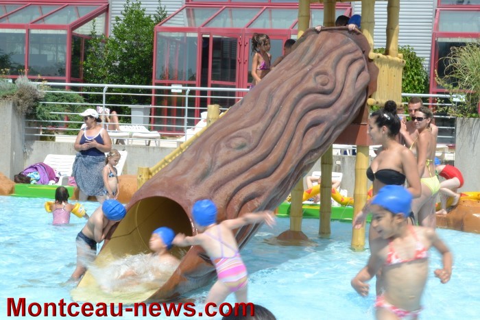 piscine ete mont 24071317