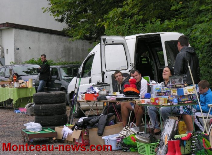 marronniers vide grenier 0909132