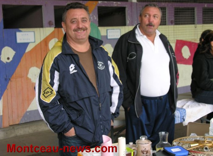 marronniers vide grenier 0909135