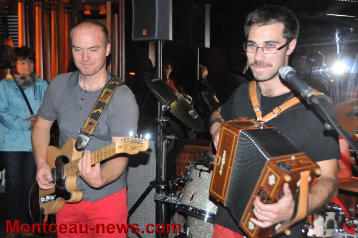 TSB RUE BAR 06101330