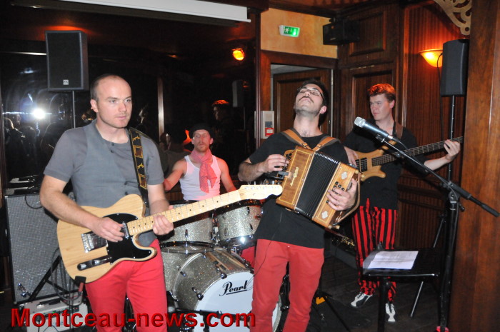 TSB RUE BAR 06101331