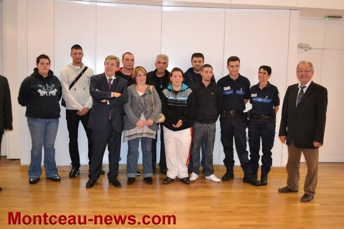 emplois avenir 06101310