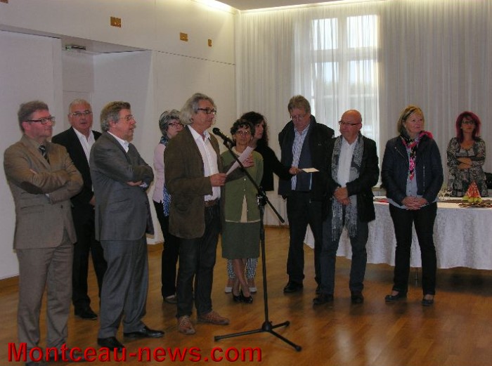 maisons fleuries mont 1210134