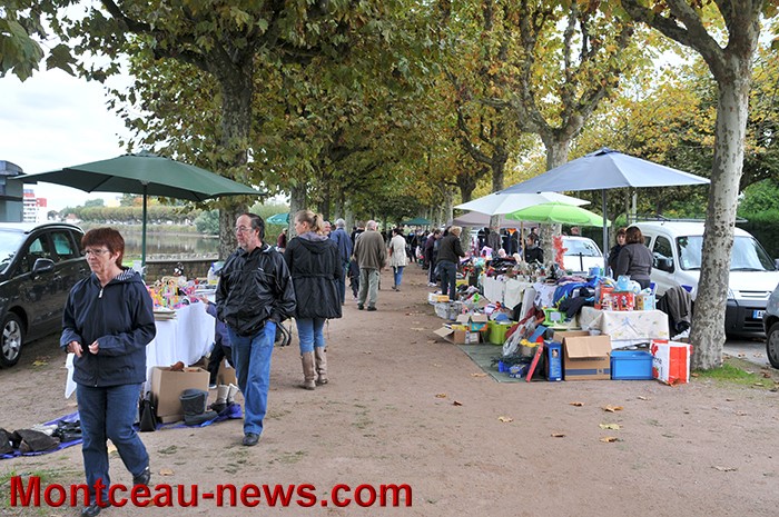 vide grenier judo 2110135