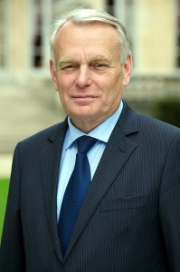 Venue du Premier Ministre Jean-Marc Ayrault à Cluny