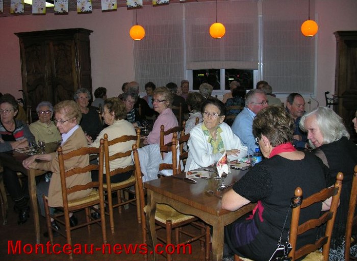 peupliers beaujolais 2211133