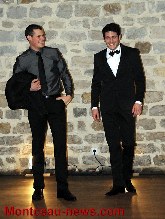 izac defile 30121317