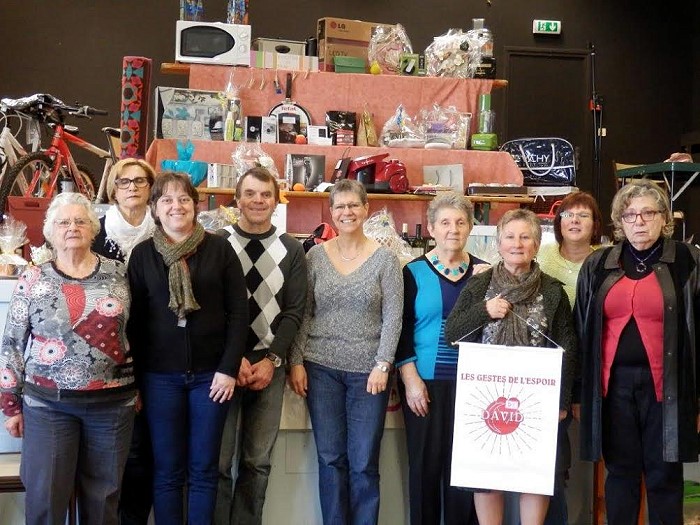 GESTES 07 03 142