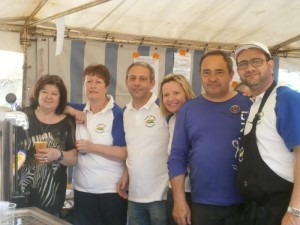 Brocante du comité des fêtes des Essarts (Sanvignes)