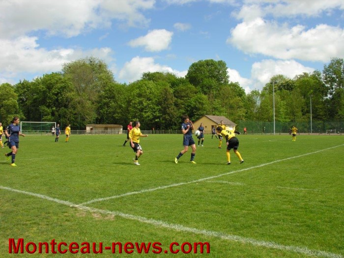 foot filles blanzy 1205143