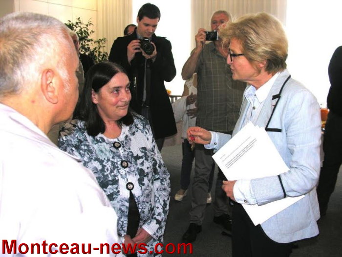 medaille famille 25051410