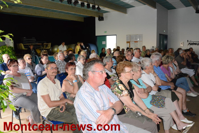 moncia 1706144
