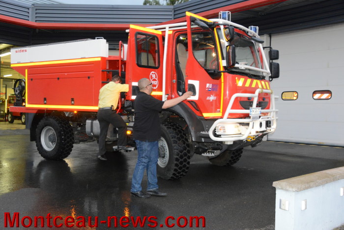 ville pompiers 12061419