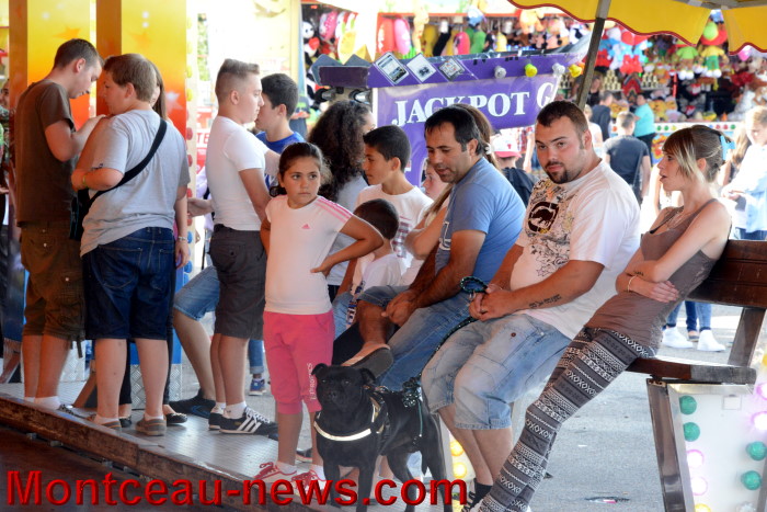 ino fete foraine 31081434