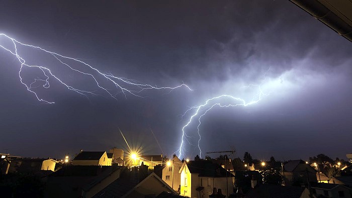 orages 10 08 144