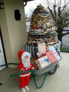 Insolite : « Le Sapin du Savoir » à Ciry le Noble !