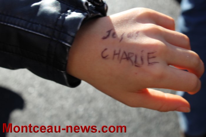 manif charlie 10011549