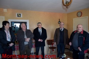 Les Bizots : La sous-préfète aux champs
