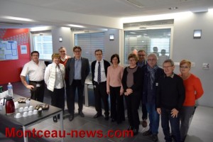 Michelin offre 7 ordinateurs à la ville de Blanzy