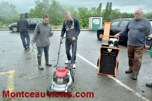 A la déchèterie de Barrat-Lucy « Venez broyer vos déchets verts »…