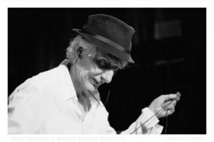 Amoureux des mots, amateurs de jazz…. un rendez-vous exceptionnel à la galerie camion ancien