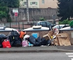 Incivilités (Montceau-les-Mines)