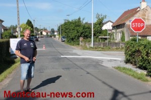 Modification de priorité à trois carrefours de la rue Philippon à Saint-Vallier
