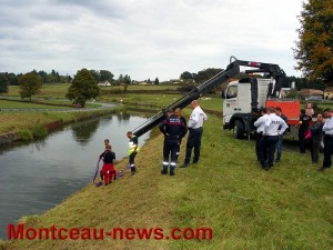 Réactualisé à 17 h – Voiture sans permis dans le canal à Saint-Vallier…