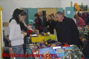 Braderie de l&rsquo;espace social « le Trait d’Union » (Montceau-les-Mines)