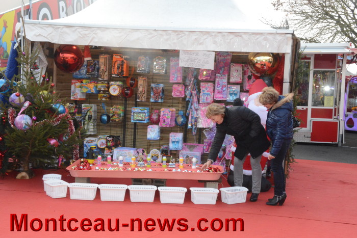 village-noel-0512168