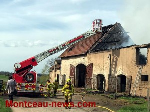 Faits divers – feu dans une exploitation agricole de  Saint Bérain-sous-Sanvignes …