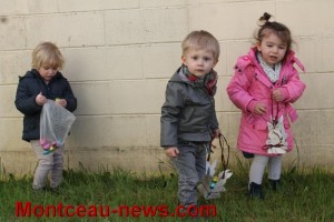 La petite enfance avait rendez-vous avec les résidents des Tilleuls à Saint-Vallier
