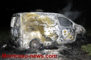 Réactualisé – Faits divers – feu de voiture…