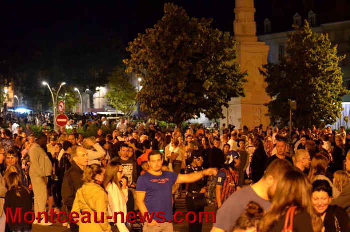 feu 14 juillet 1407174