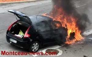 Réactualisé – Voir la vidéo – Feu de voiture, ce dimanche matin à Blanzy…
