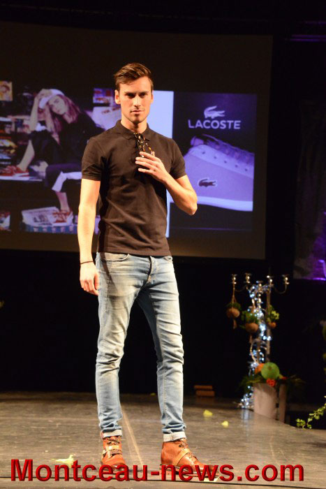defile 29101745