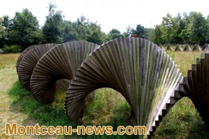 Montceau-les-Mines : Des toiles pour une toile !