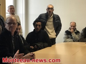 Réactualisé – Social – Ils occupent la mairie de Montceau