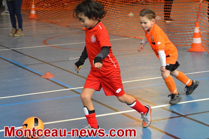 foot 25021811