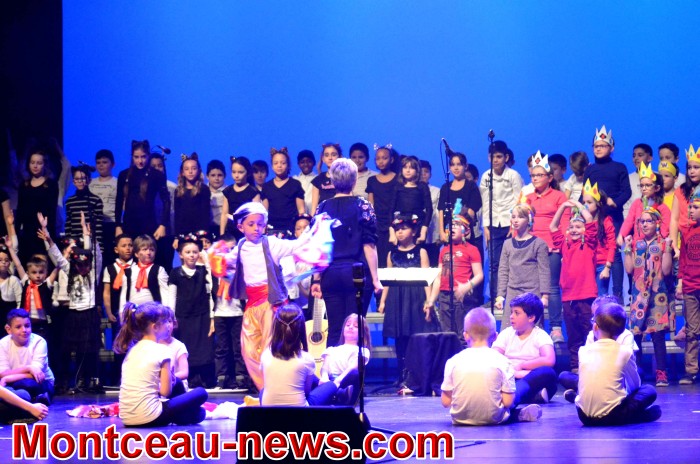 ecole 07031841